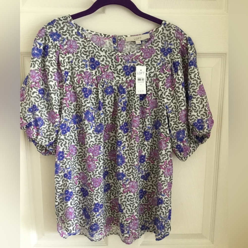 LOFT Floral Shirred Yoke Top M NWT